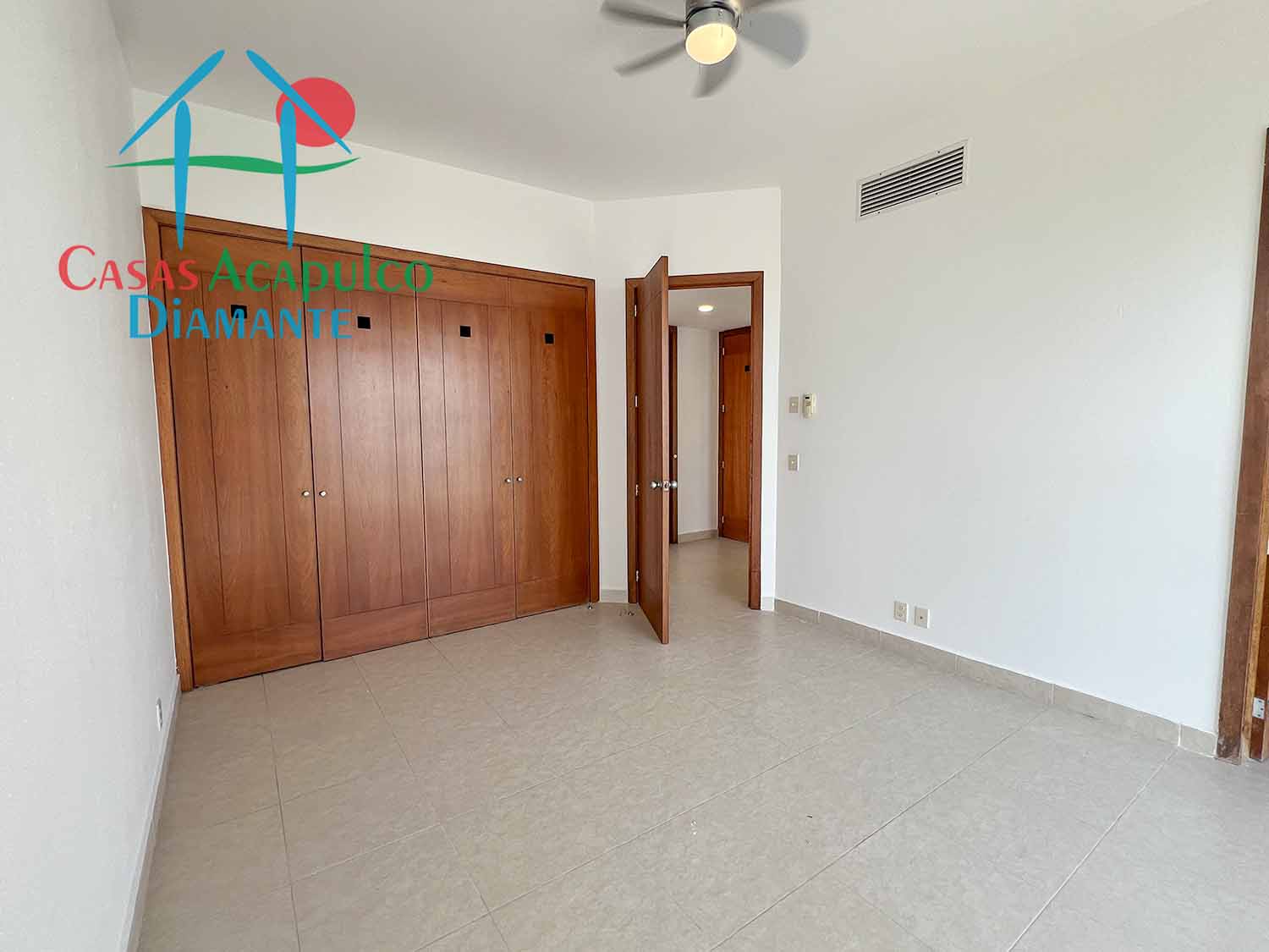 Mayan Lakes MT2 402 - Recámara principal 3